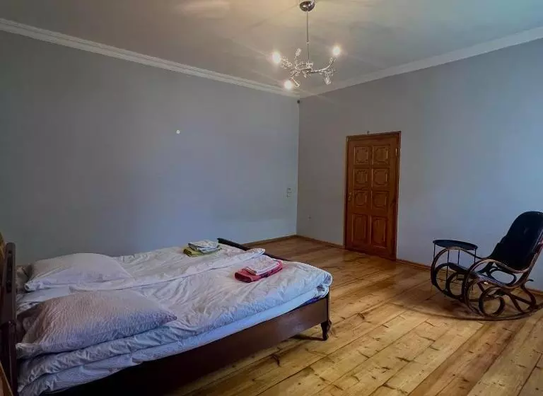 تختخواب و صبحانه Guesthouse Kostava 72