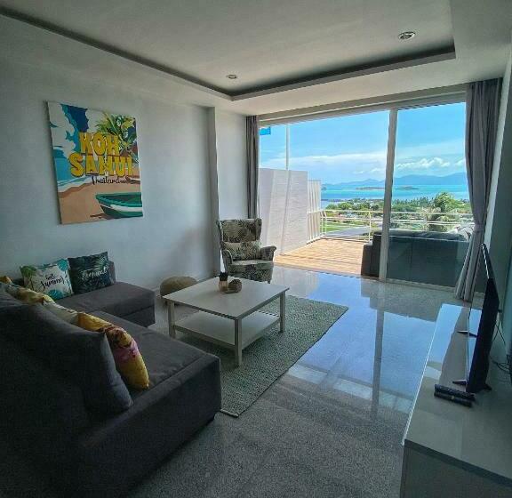 The Bay Condominium, 1 Bed Apartment With Stunning Sea Views