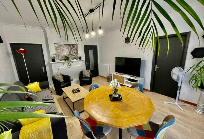 Très Grand Appartement à 10 Min à Pied Du Centre