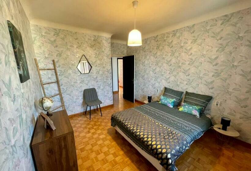 Très Grand Appartement à 10 Min à Pied Du Centre