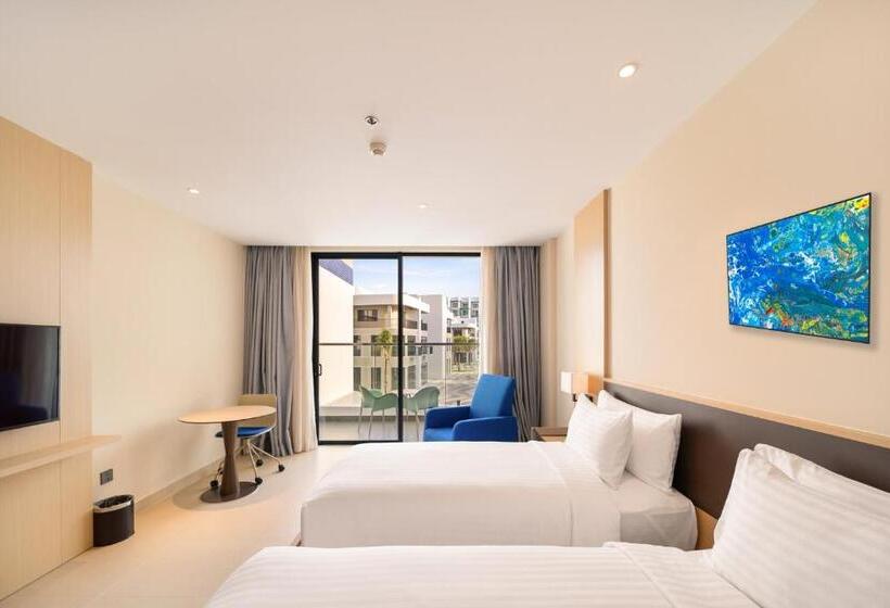 Angela At The Arena Resort At Bai Dai Beach, Near Airport Cam Ranh, Nha Trang, Khanh Hoa