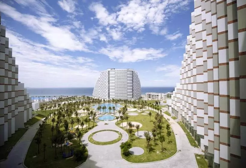 Angela At The Arena Resort At Bai Dai Beach, Near Airport Cam Ranh, Nha Trang, Khanh Hoa