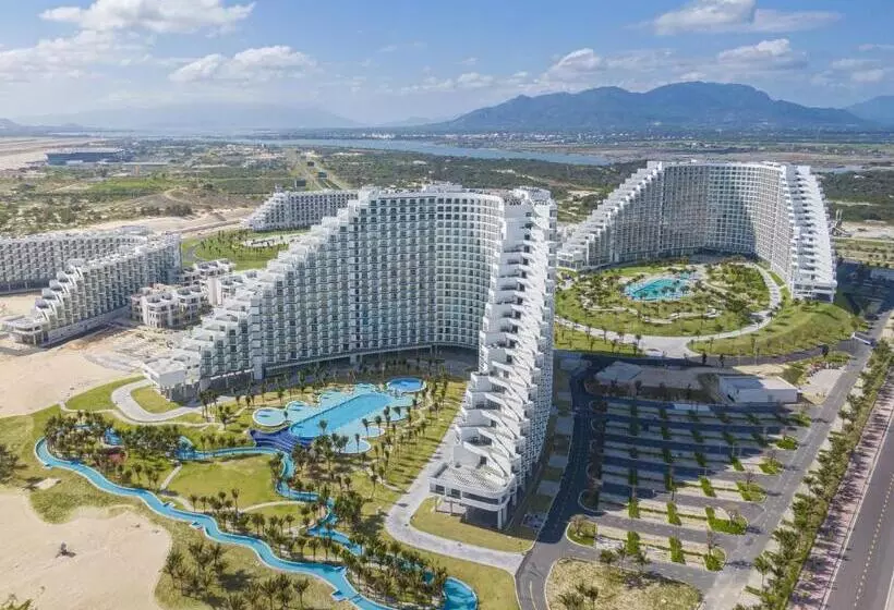 Angela At The Arena Resort At Bai Dai Beach, Near Airport Cam Ranh, Nha Trang, Khanh Hoa