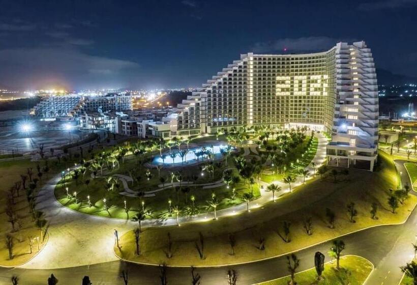 Angela At The Arena Resort At Bai Dai Beach, Near Airport Cam Ranh, Nha Trang, Khanh Hoa