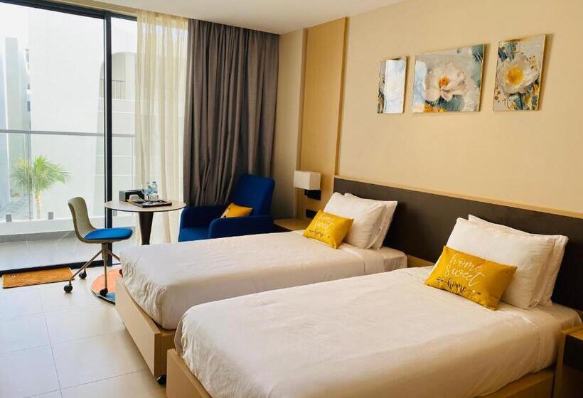 Angela At The Arena Resort At Bai Dai Beach, Near Airport Cam Ranh, Nha Trang, Khanh Hoa