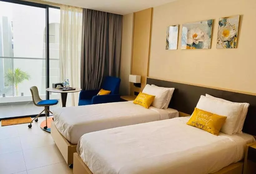 Angela At The Arena Resort At Bai Dai Beach, Near Airport Cam Ranh, Nha Trang, Khanh Hoa