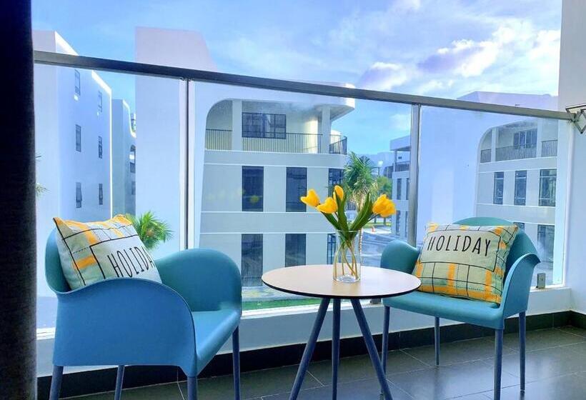 Angela At The Arena Resort At Bai Dai Beach, Near Airport Cam Ranh, Nha Trang, Khanh Hoa