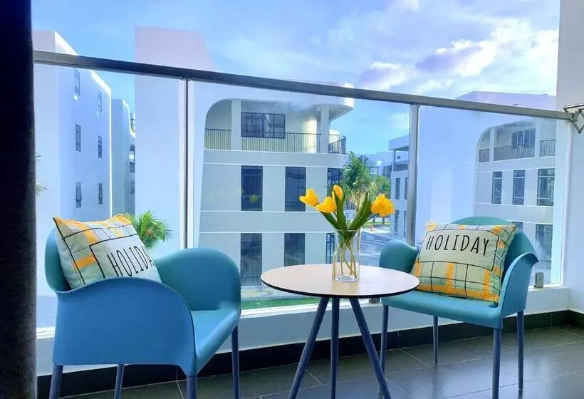 Angela At The Arena Resort At Bai Dai Beach, Near Airport Cam Ranh, Nha Trang, Khanh Hoa