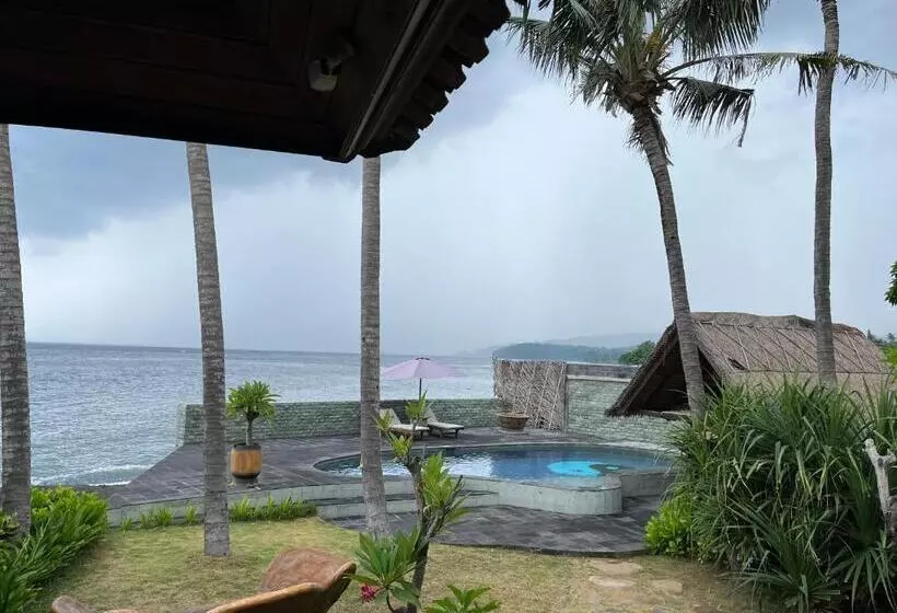 Majatalo Secret Moon Beach House