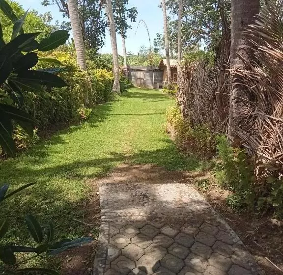 Majatalo Secret Moon Beach House