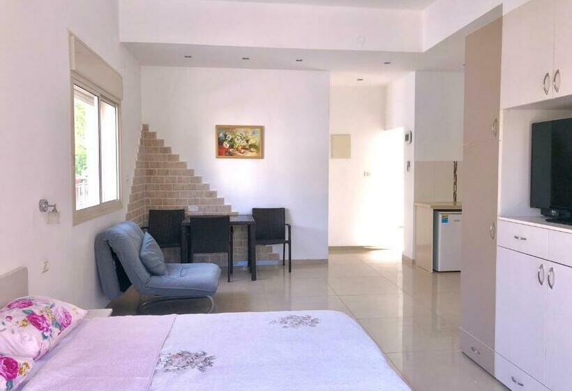 Bat Galim Luxury Apartment By The Sea