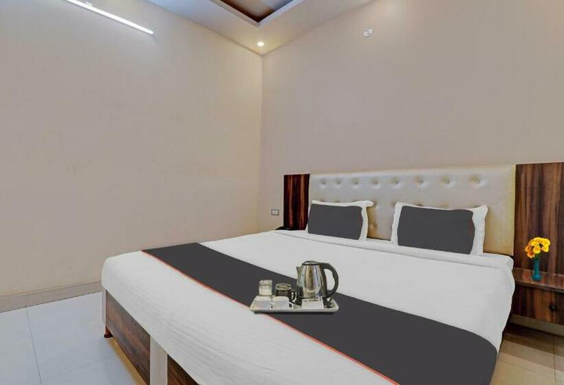 Hotel Collection O 92976  Paradise