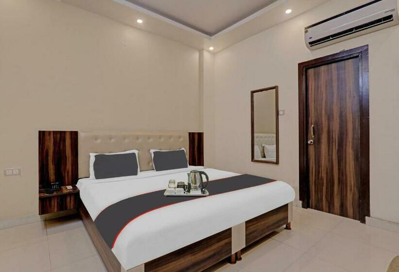 Hotel Collection O 92976  Paradise