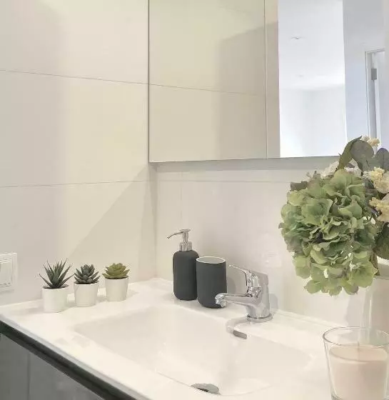 La Grama I Comodidad Y Excelente Ubicación