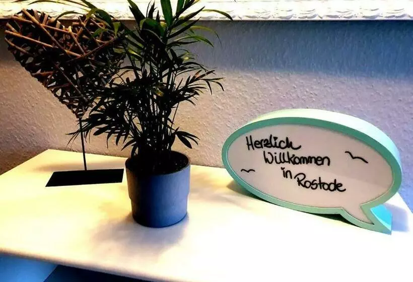 Rostock Hautnah Erleben   Schöne Maisonette 2og