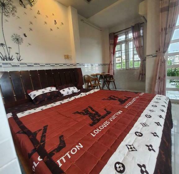 تختخواب و صبحانه Nhà Nghỉ Bến Tàu