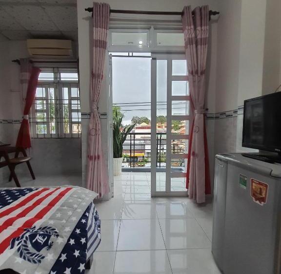 تختخواب و صبحانه Nhà Nghỉ Bến Tàu