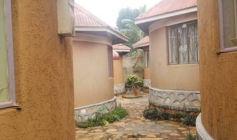 تختخواب و صبحانه Victoria Holiday Villas