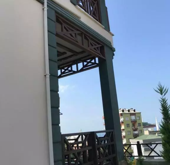 Elmas Villa