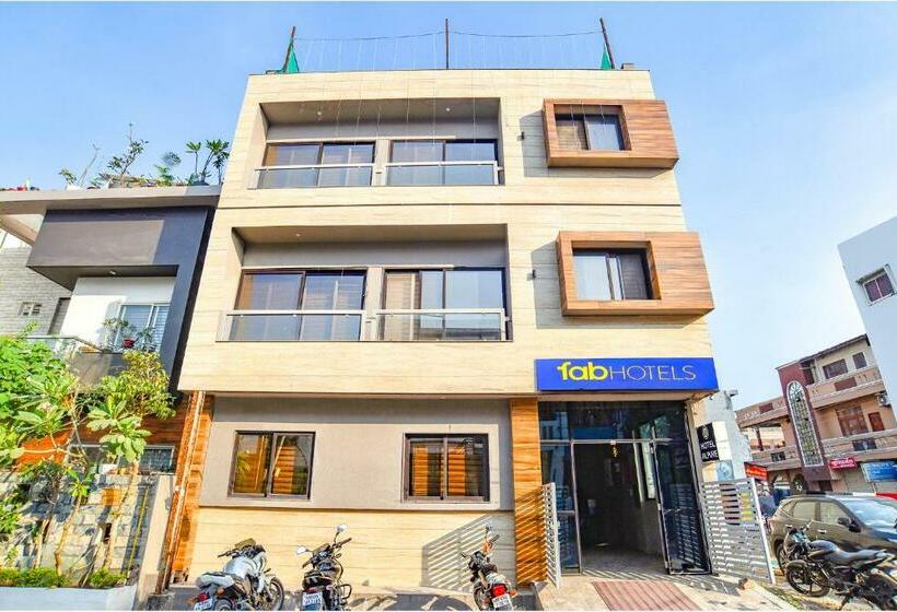 호텔 Fabexpress Alpine