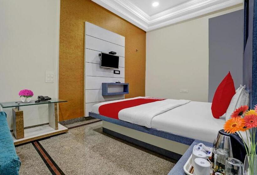 Flagship Hotel Chhaya