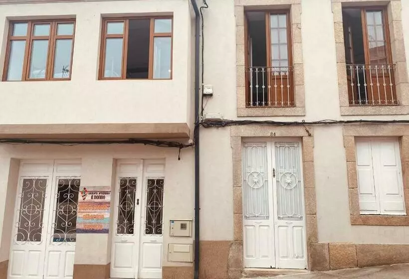 Majatalo Albergue Y Gelateria Il Nonno