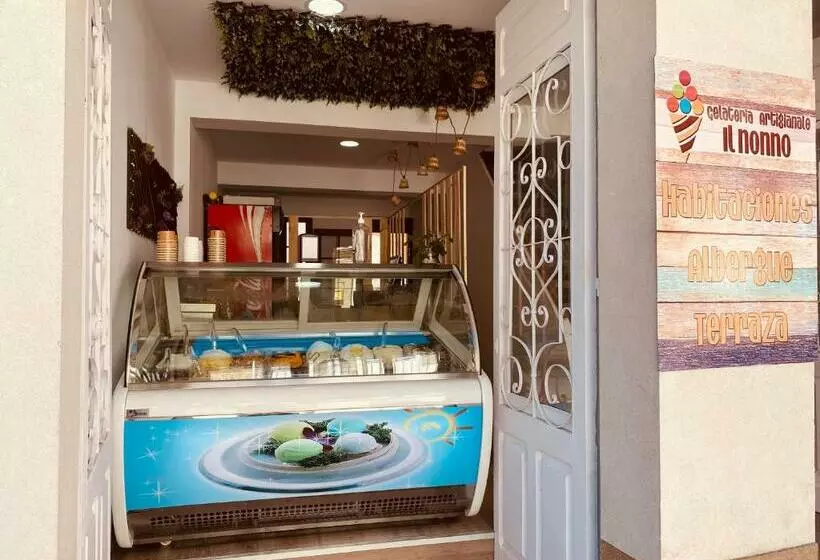 Majatalo Albergue Y Gelateria Il Nonno