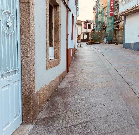 פנסיון Albergue Y Gelateria Il Nonno