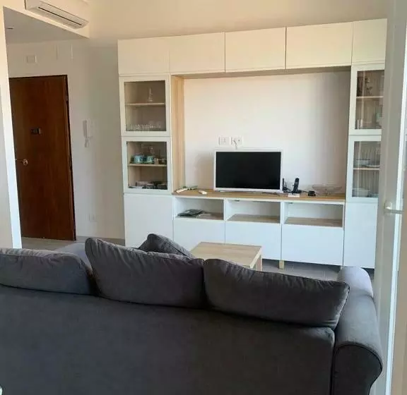 The Lookout Apartment
