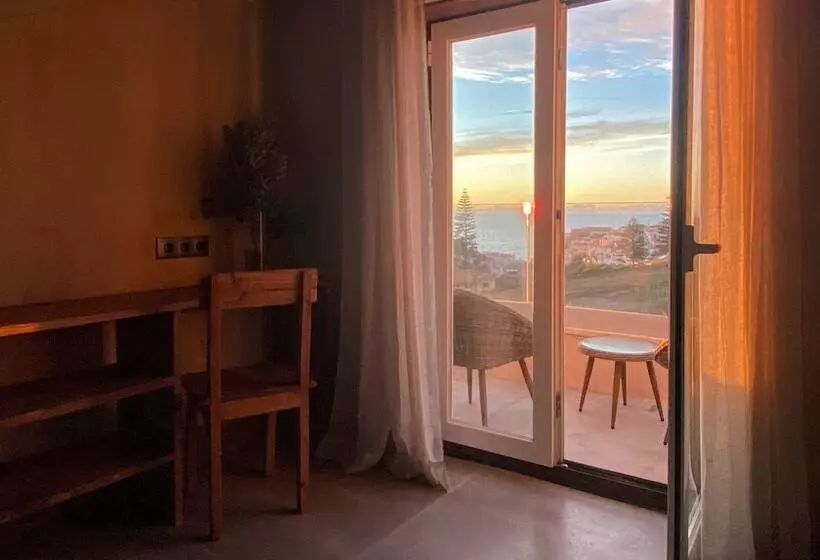 Aamiaismajoitus (B&B) Azenhas Do Mar Valley House