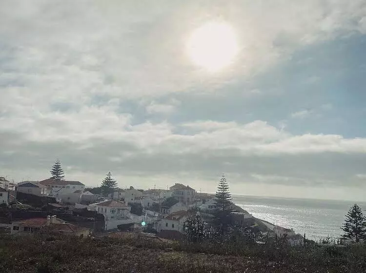 Aamiaismajoitus (B&B) Azenhas Do Mar Valley House