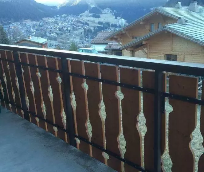 Chatel Au Pied Des Pistes