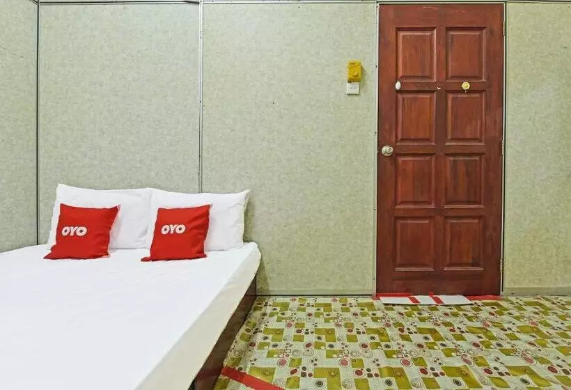 ホテル Oyo 90593 Bajet Gaya Warisan