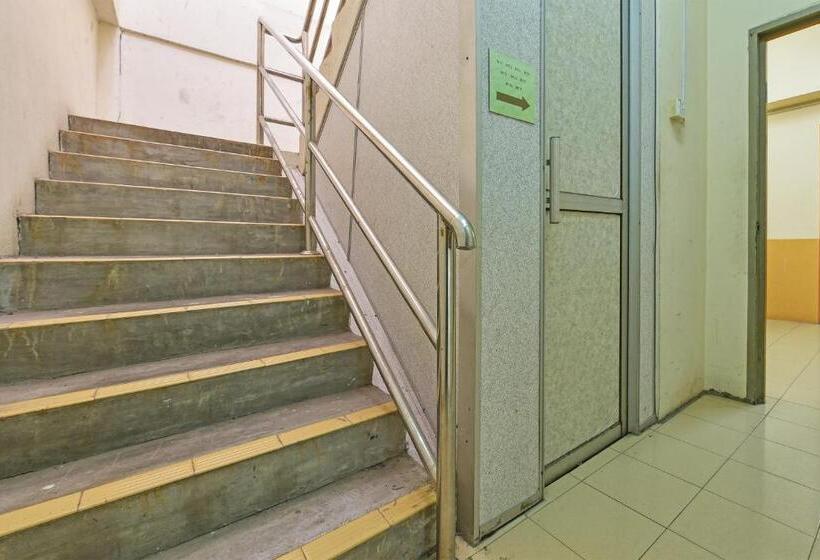 Hotel Oyo 90593  Bajet Gaya Warisan