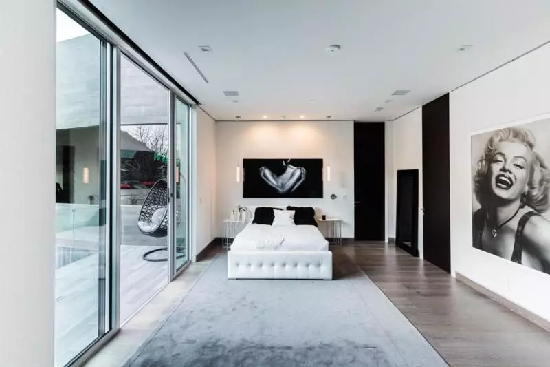 Modern Architectural Masterpiece In Prime Bel Air