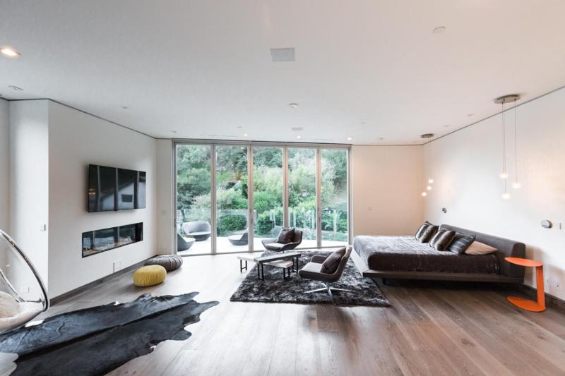 Modern Architectural Masterpiece In Prime Bel Air