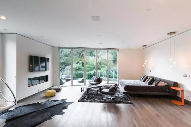 Modern Architectural Masterpiece In Prime Bel Air