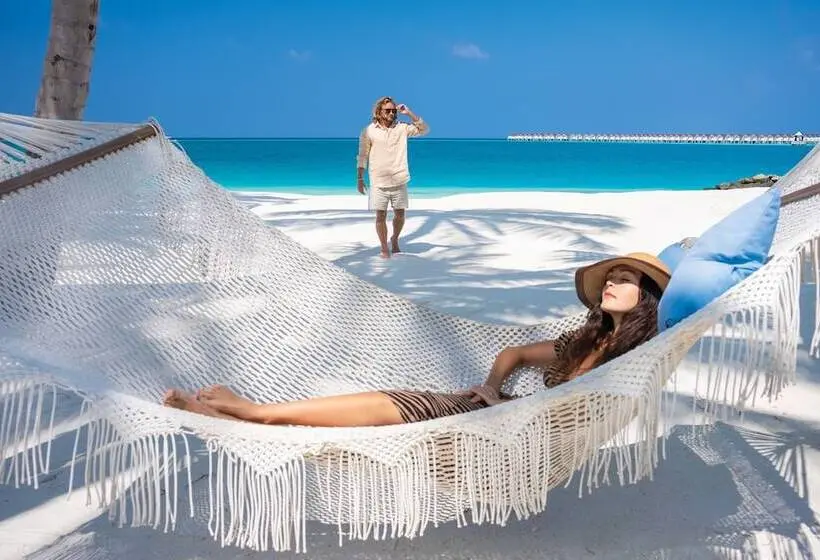 استراحتگاه Oblu Xperience Ailafushi - All Inclusive