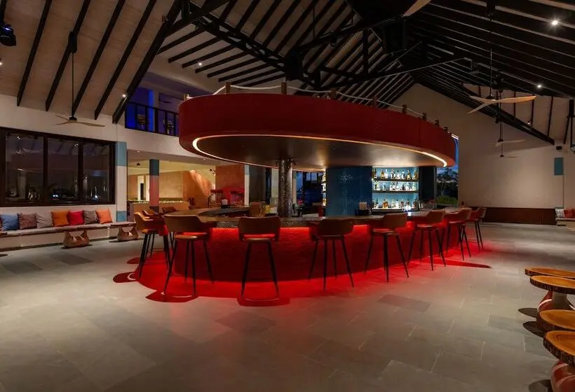 استراحتگاه Oblu Xperience Ailafushi - All Inclusive