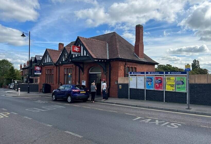 Beautiful 2 Bed Apartment In Poulton Le Fylde