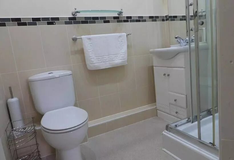 Beautiful 2 Bed Apartment In Poulton Le Fylde