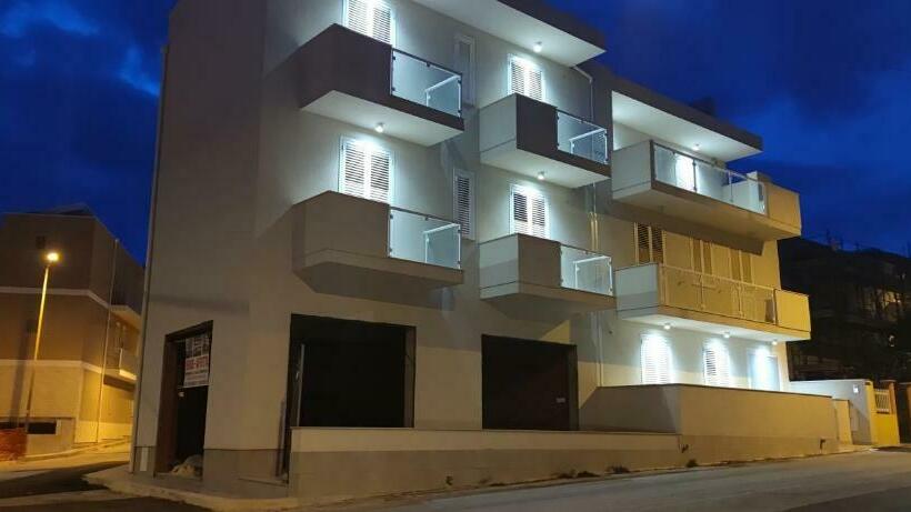 Casa Vacanze Sorelle Maricò