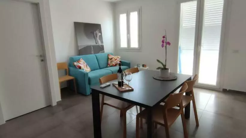 Casa Vacanze Sorelle Maricò