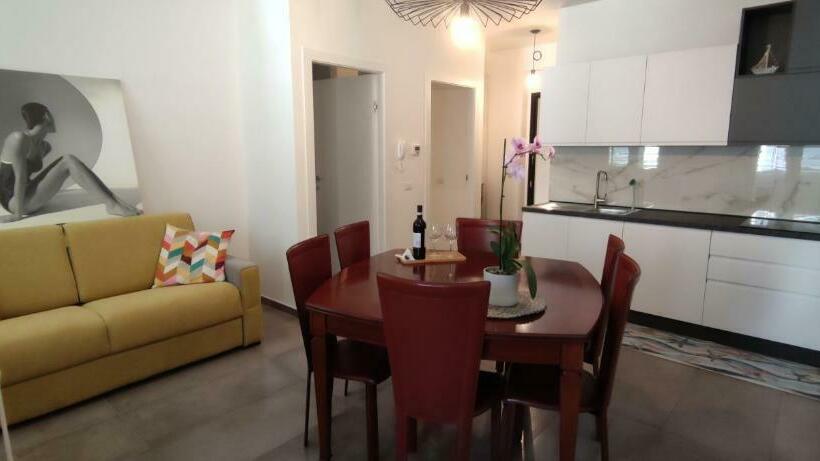 Casa Vacanze Sorelle Maricò