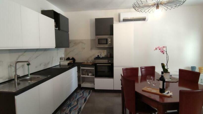 Casa Vacanze Sorelle Maricò