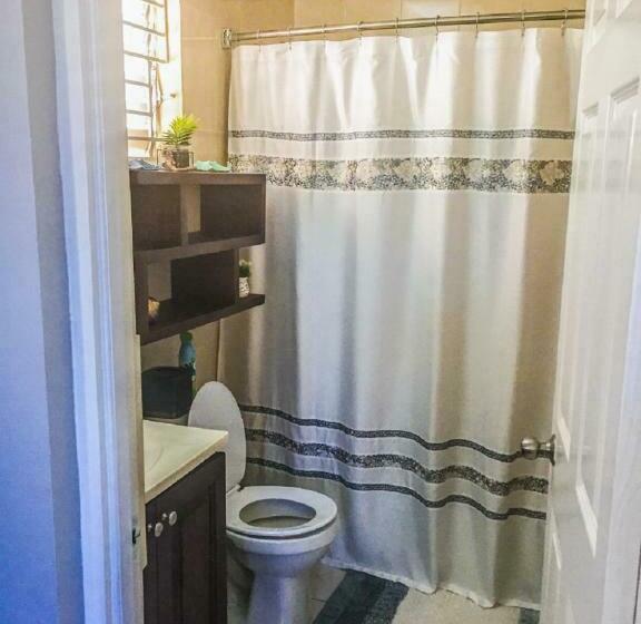 Book A Cozy Getaway: Near Bob Marley Museum