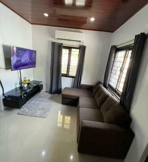 Vacation House Near Jack’s Ridge