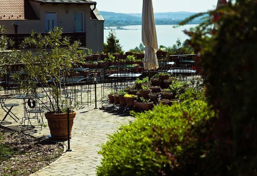 Echo Residence All Suite