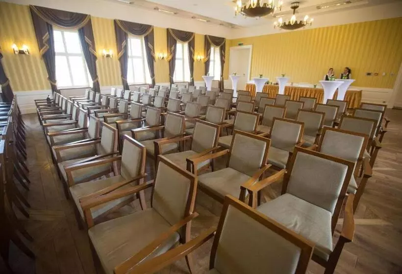 Erzsébet Nagy Szálloda