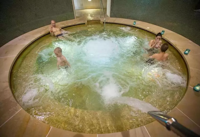 Erzsébet Nagy Szálloda